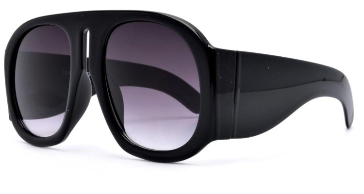 Oversized Sunglasses That Make a Bold Statement